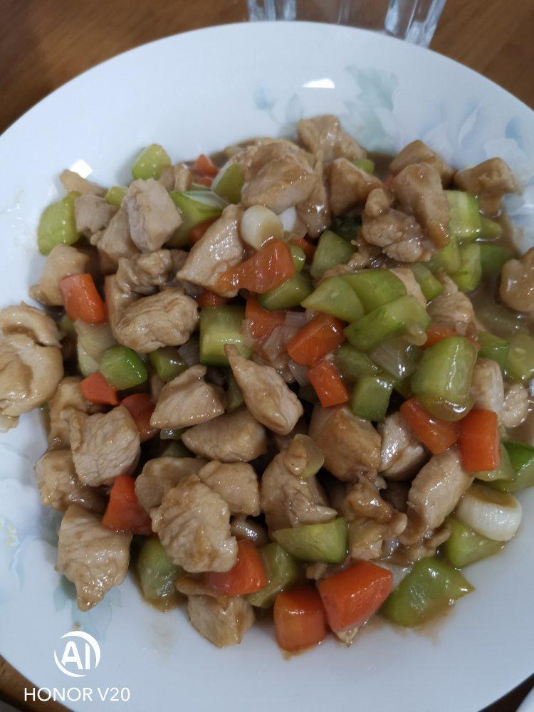 峨嵋酒家的宫保鸡丁（家常做法）