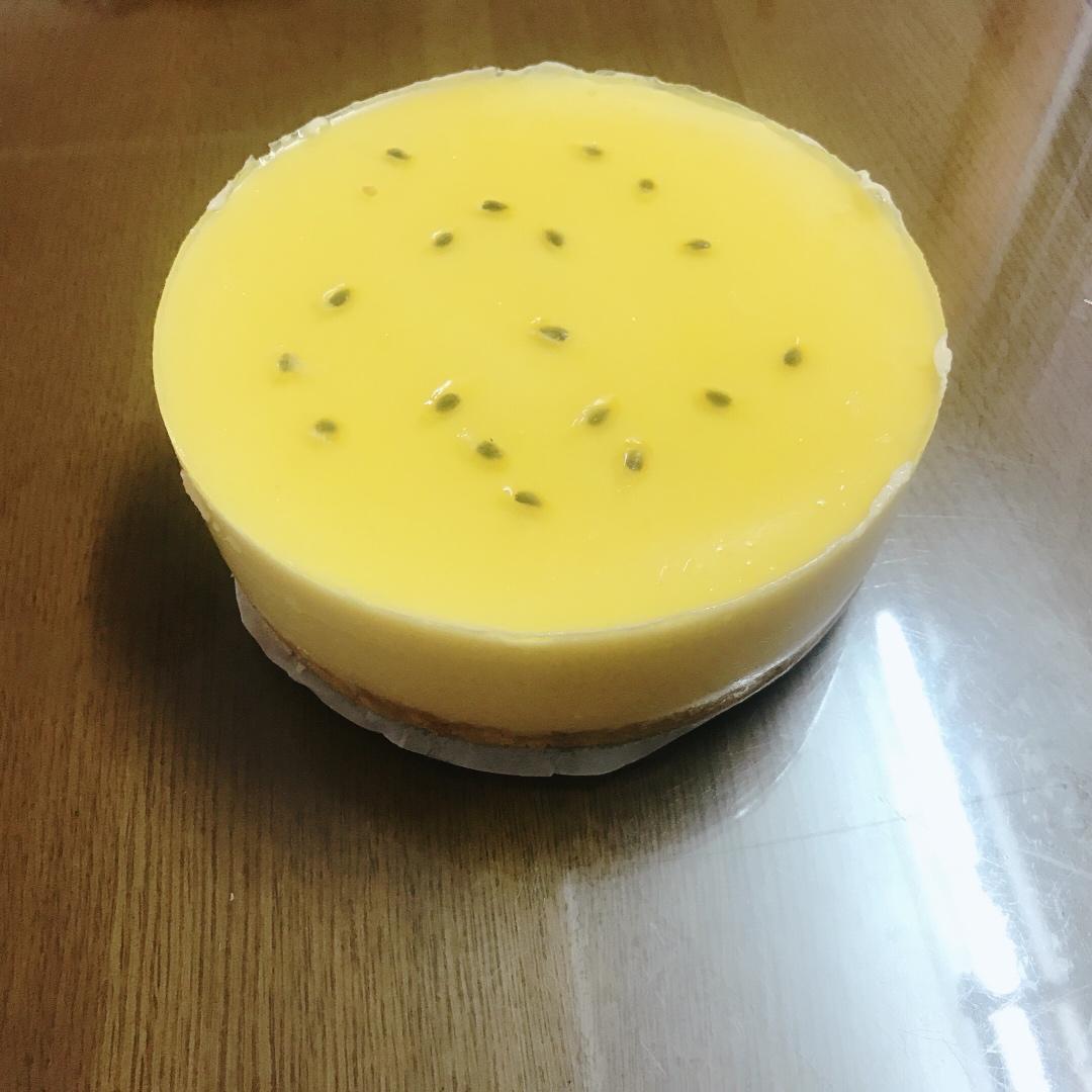 Bakingpie-集百种香味的水果-百香果慕斯