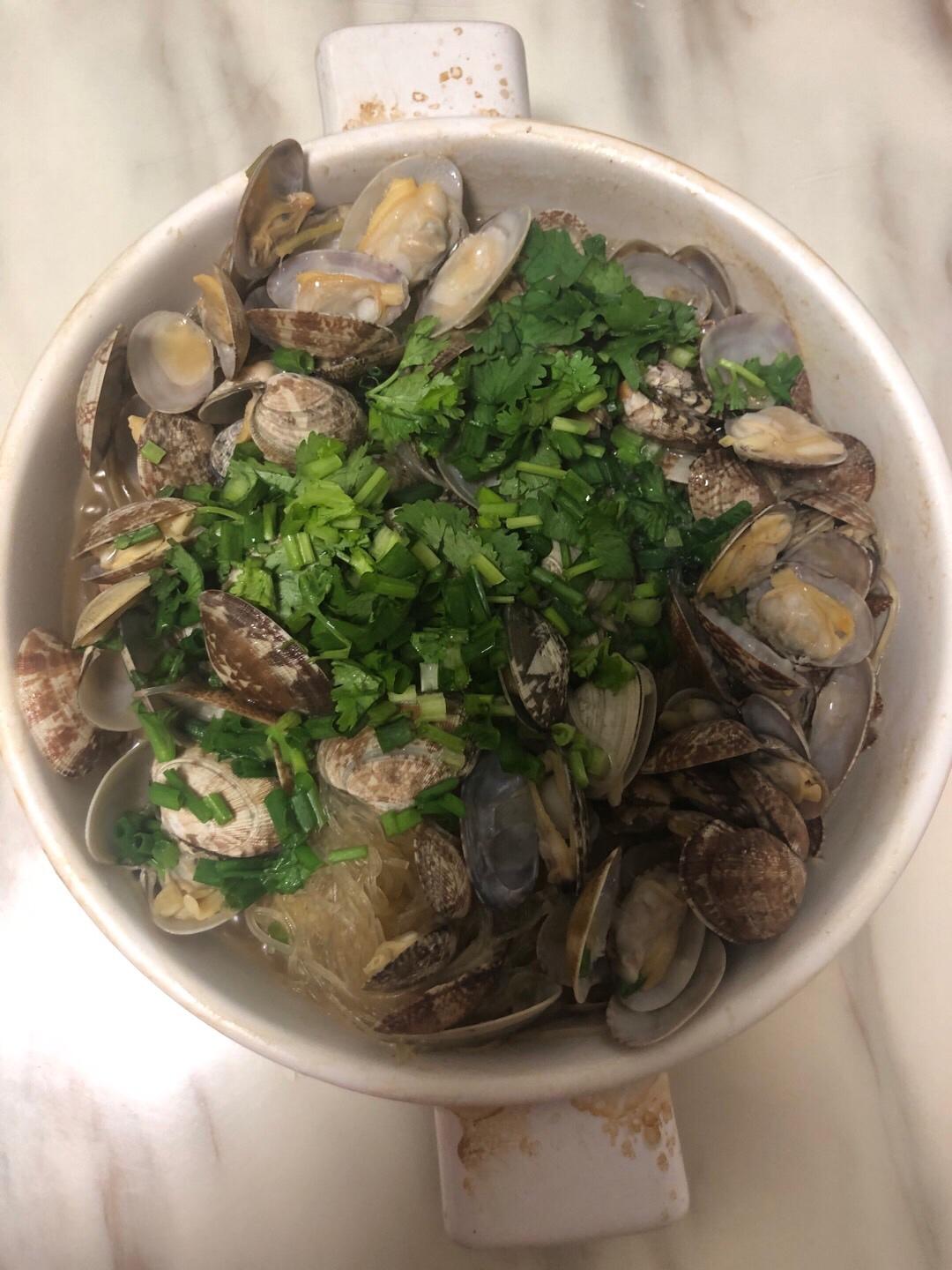 粉丝花甲煲的做法
