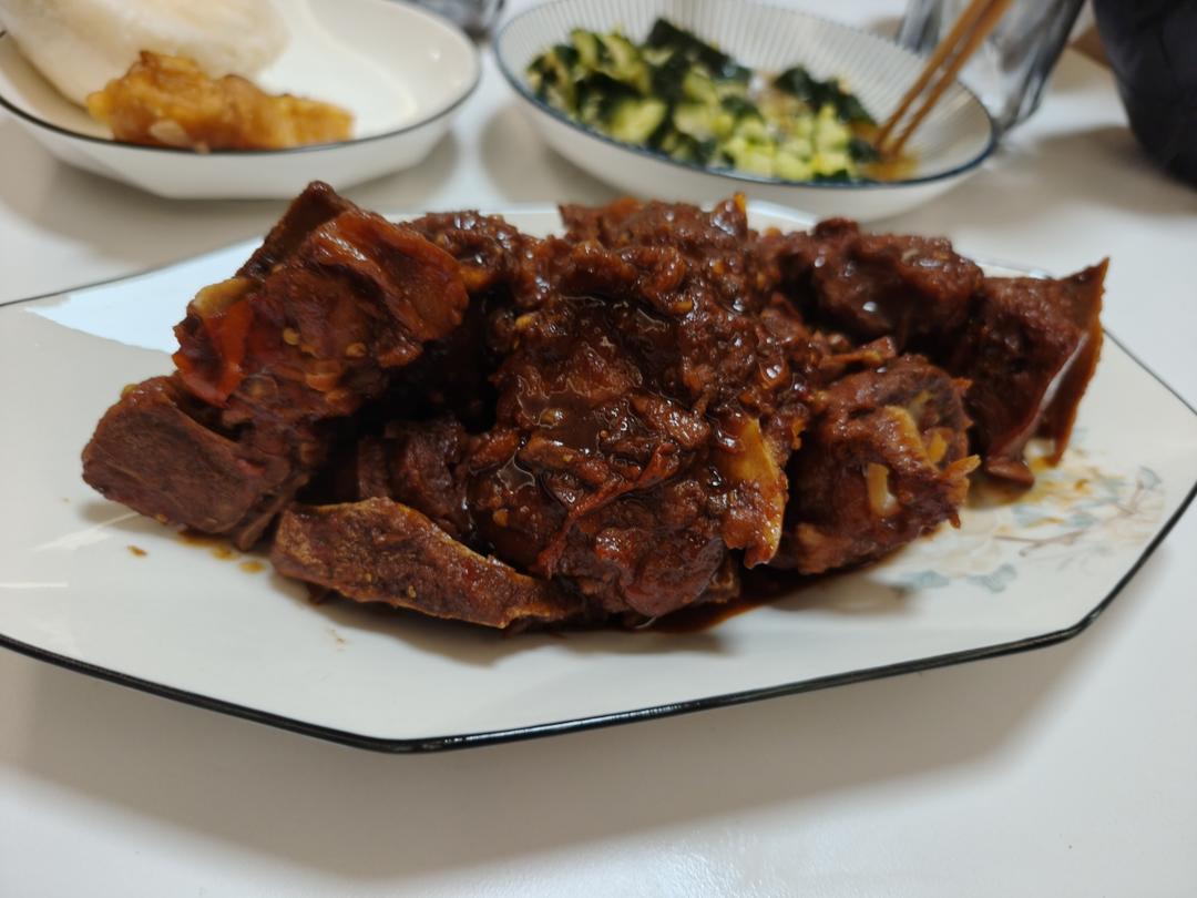 满屋飘香的酱脊骨