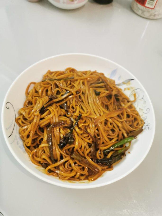 10分钟搞定的一碗葱油拌面