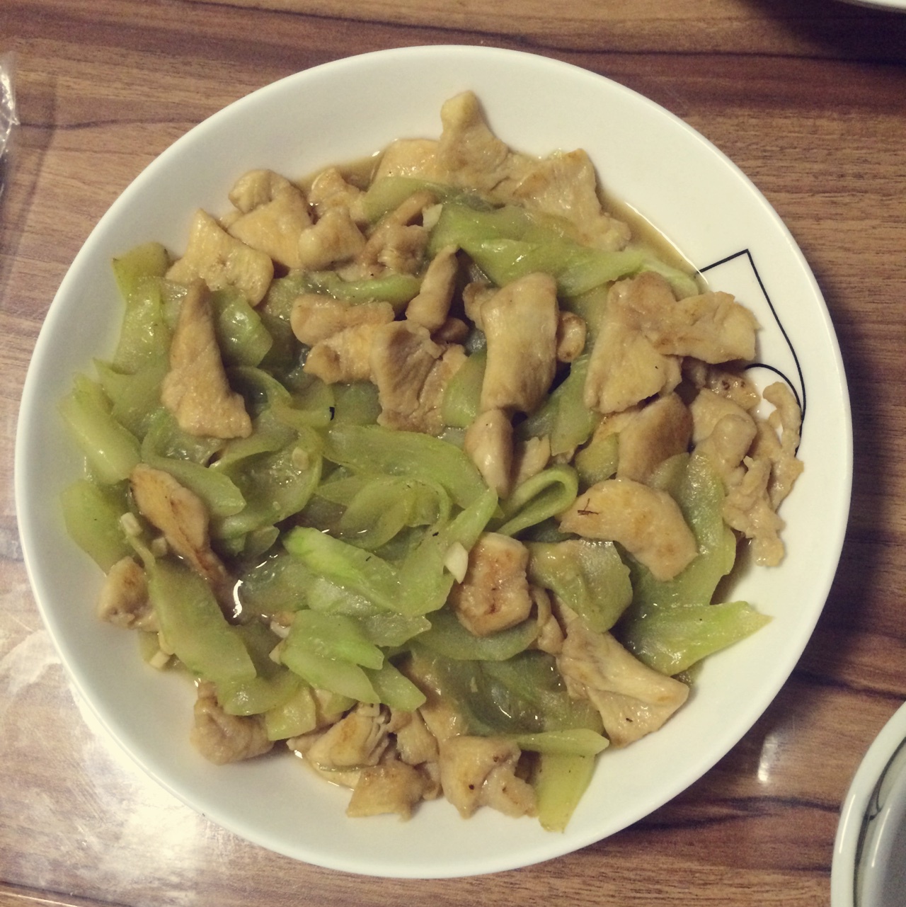 青瓜炒鸡肉的菜谱