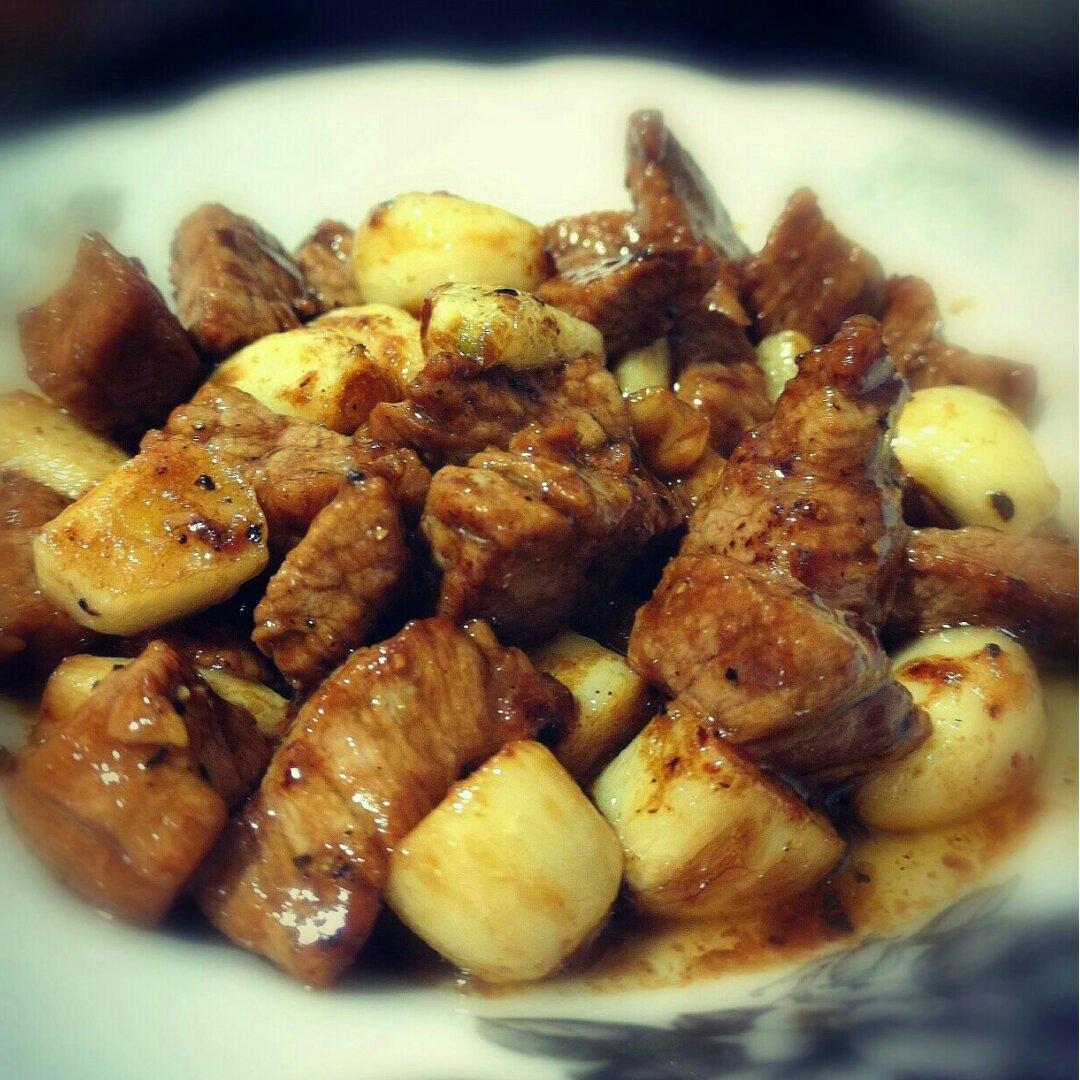 黑蒜子牛肉粒
