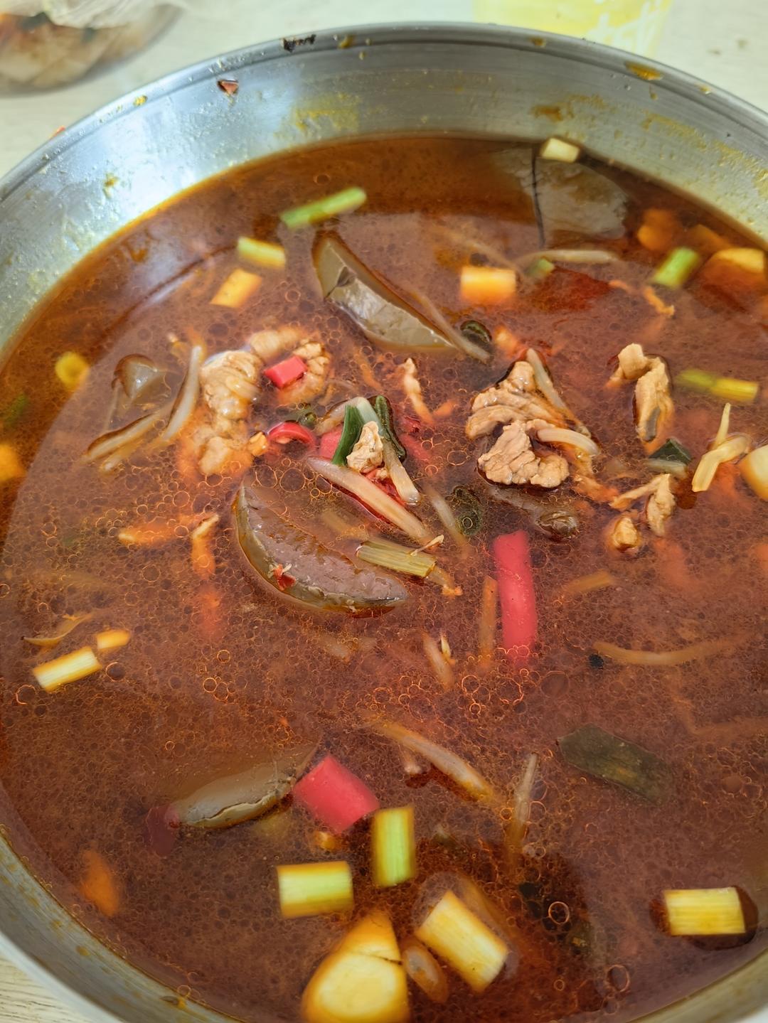 跟四川朋友学的水煮肉片 这也太香了！！