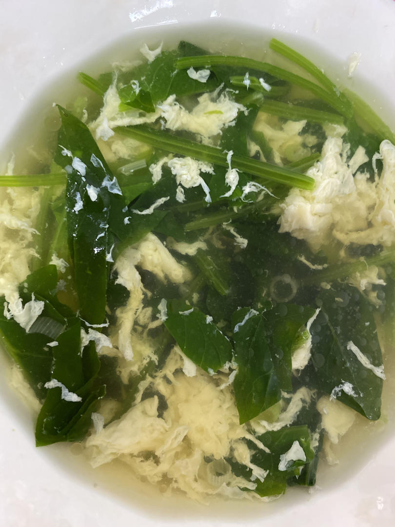 菠菜鸡蛋汤