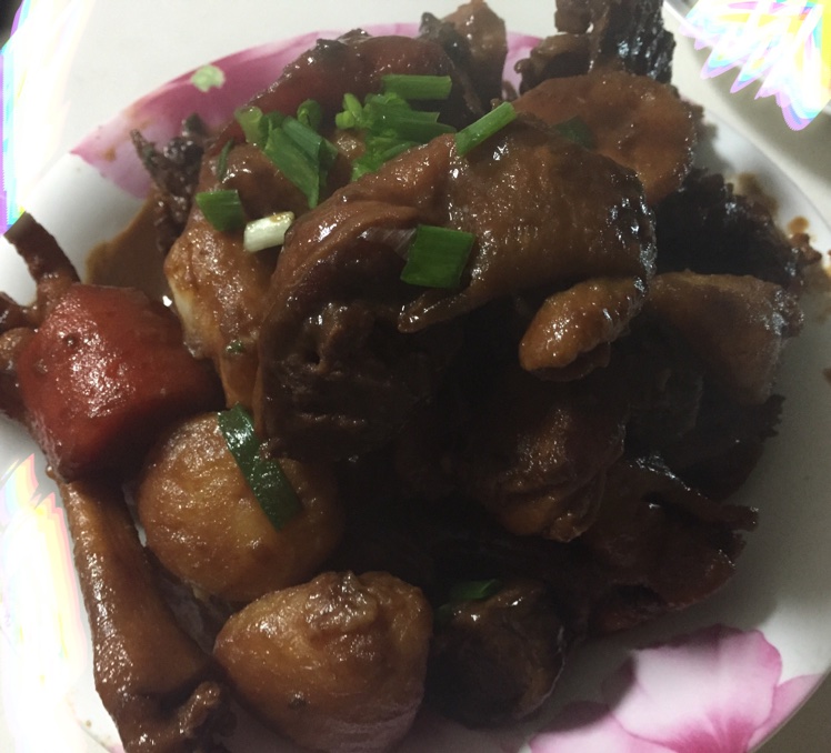 欢乐的羊羊做的土豆炖腊鸡