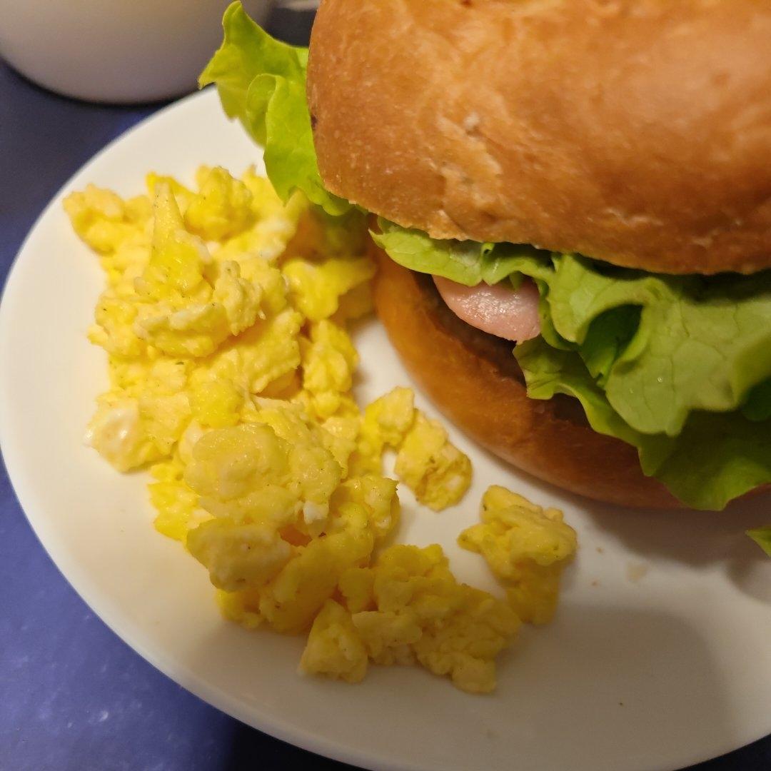 美式牛奶炒滑蛋，低脂健康