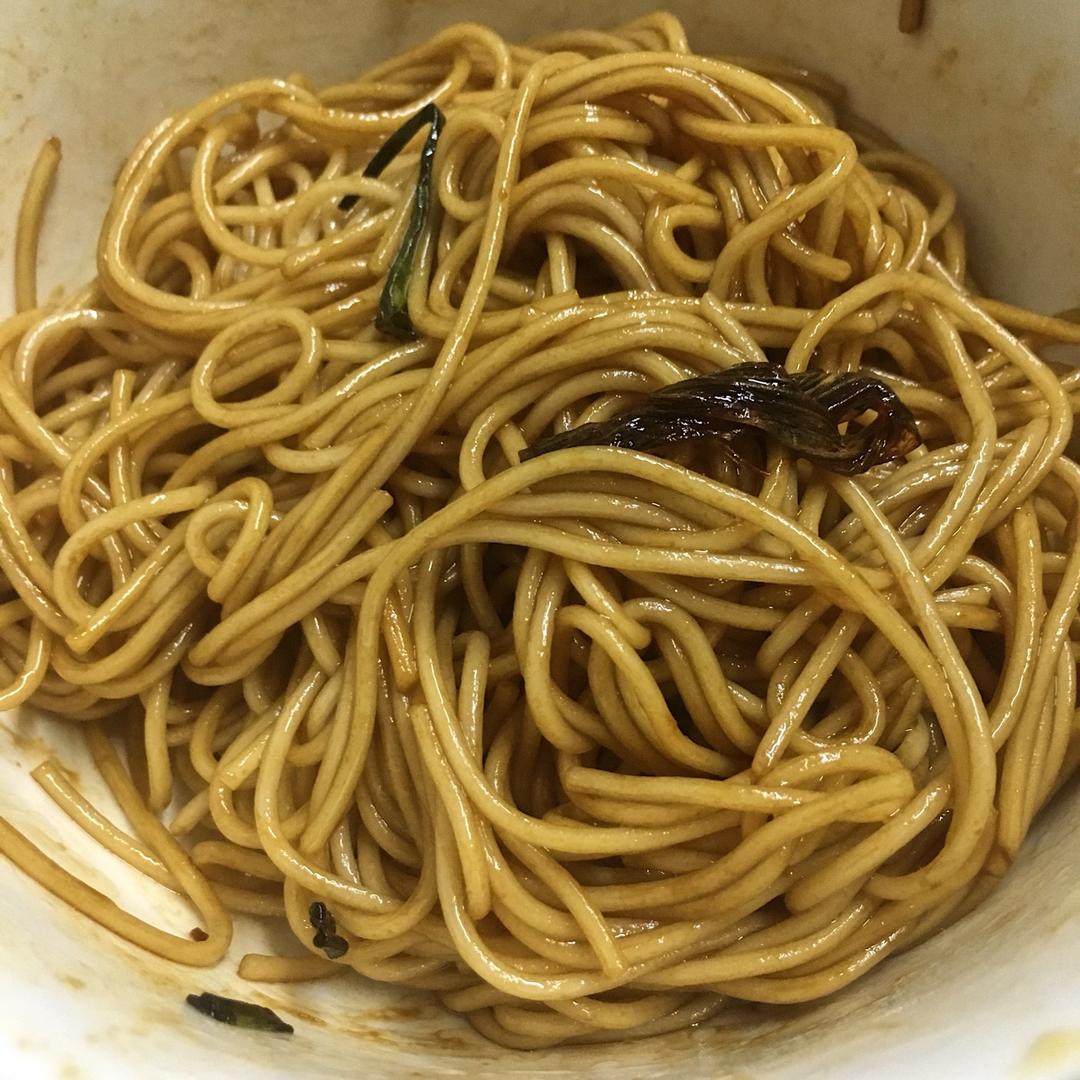 葱油拌面（快手简单，美味无敌）