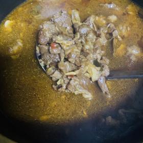 红烧牛腩（可以这道菜为基础，做牛腩粉、面，土豆炖牛腩等菜）