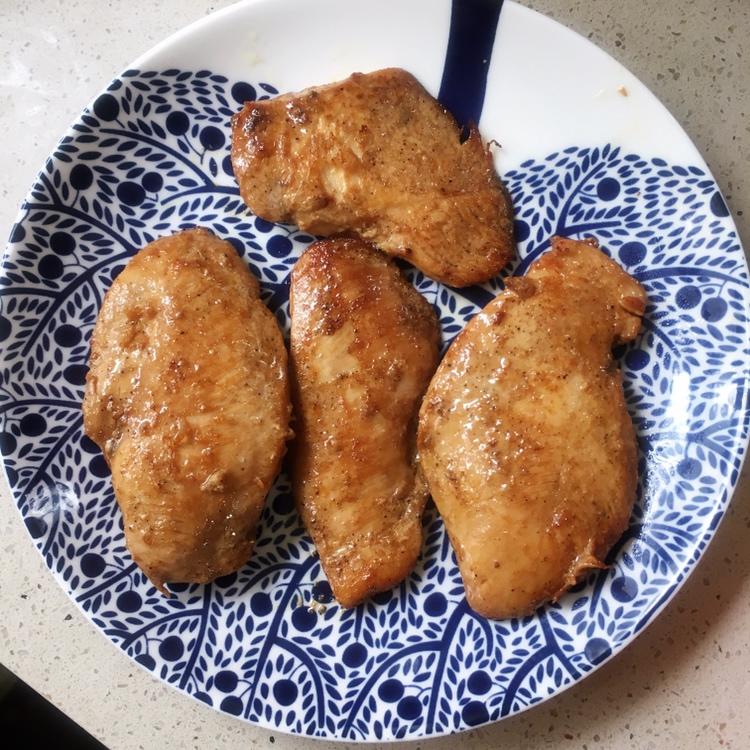 【嫩煎鸡胸肉】