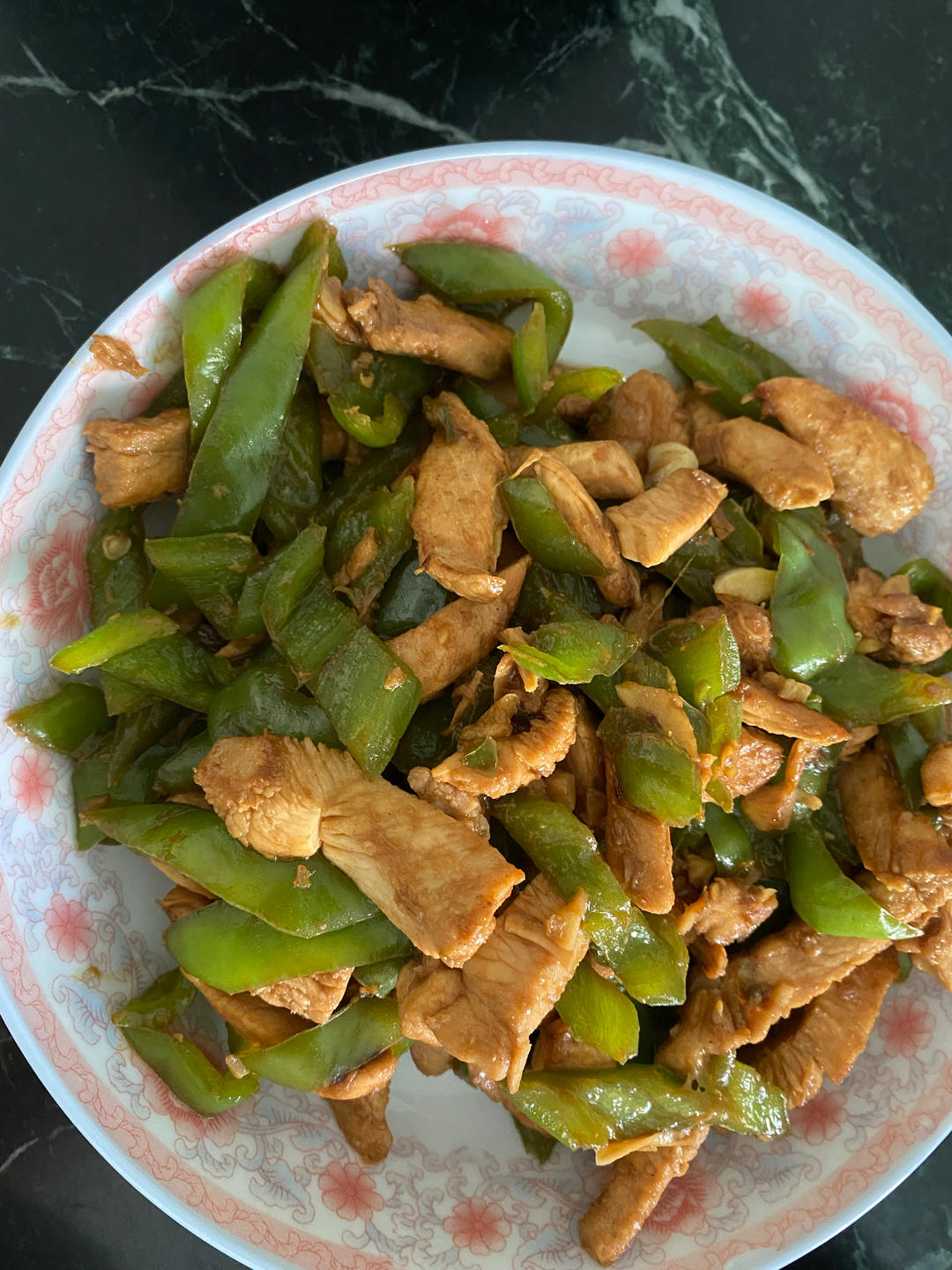 巨好吃的青椒炒鸡胸肉丝，超下饭