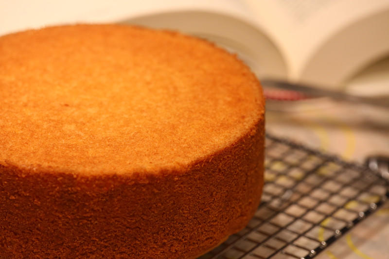 蛋糕圣经：经典浓郁黄金黄油蛋糕底的做法