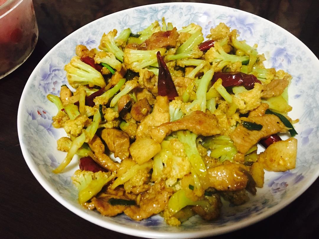 老丁的私房菜-干锅花菜