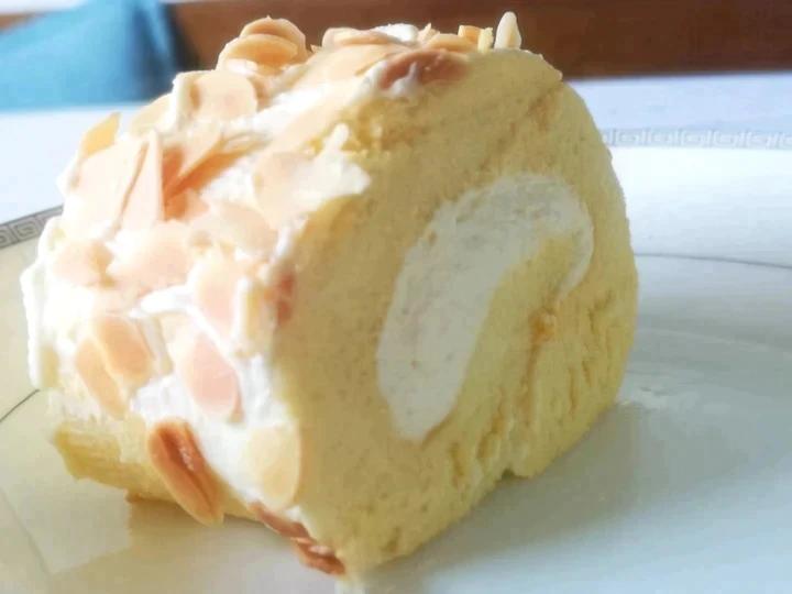 老式咸奶油杏仁蛋糕卷