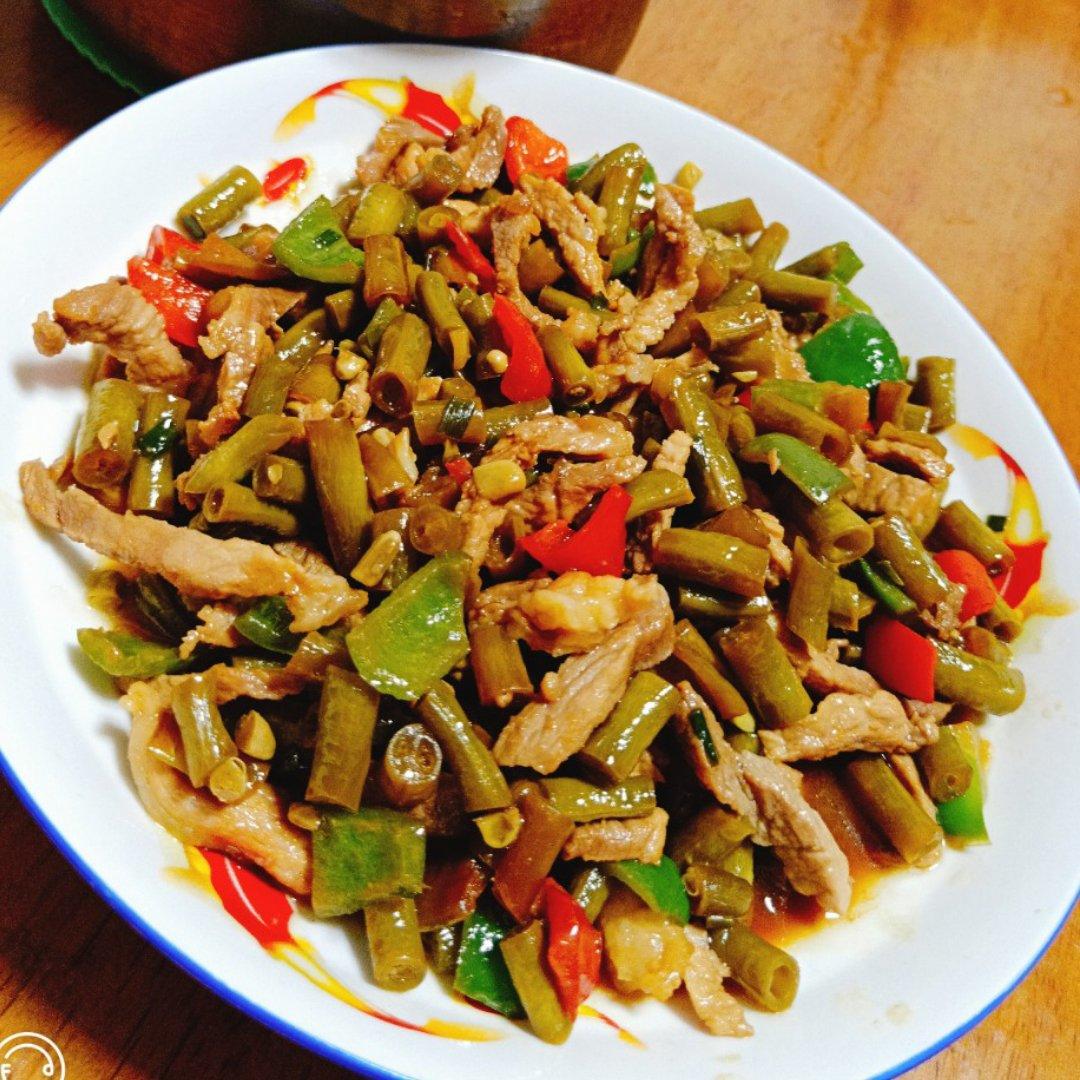 枫叶皇后小厨房做的酸豆角炒肉