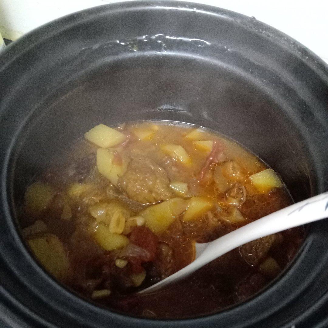 番茄土豆炖牛腩