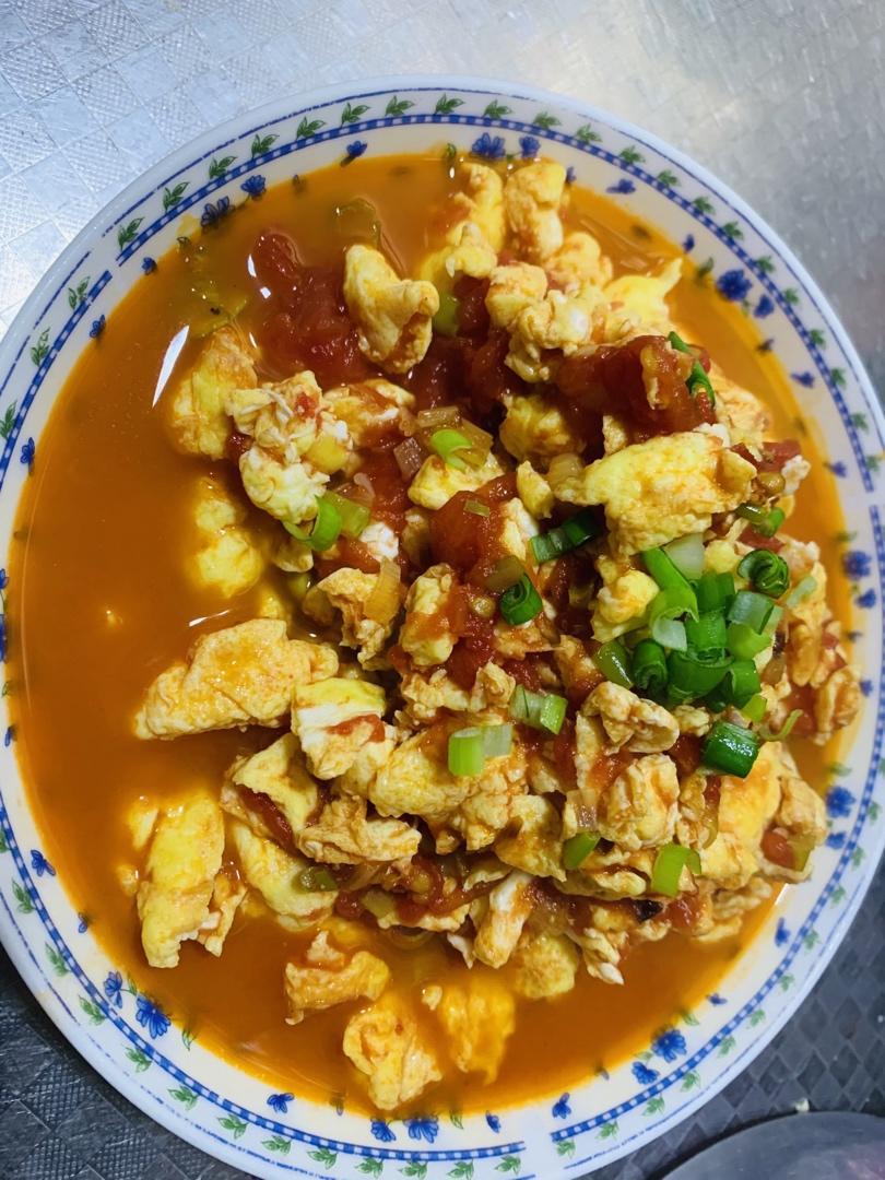 西红柿炒鸡蛋时，多加这一步，鸡蛋香嫩又入味