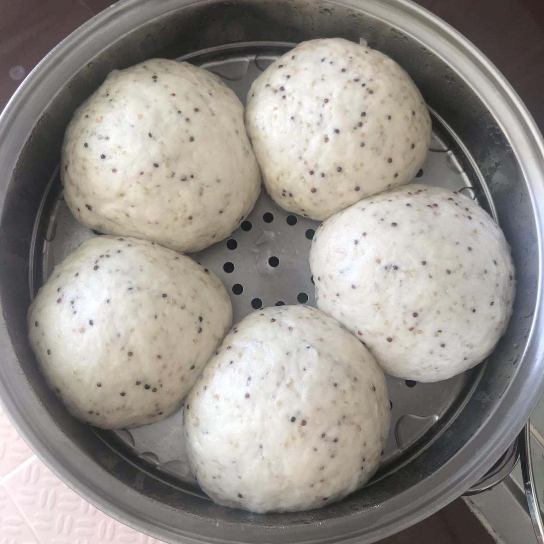 藜麦馒头