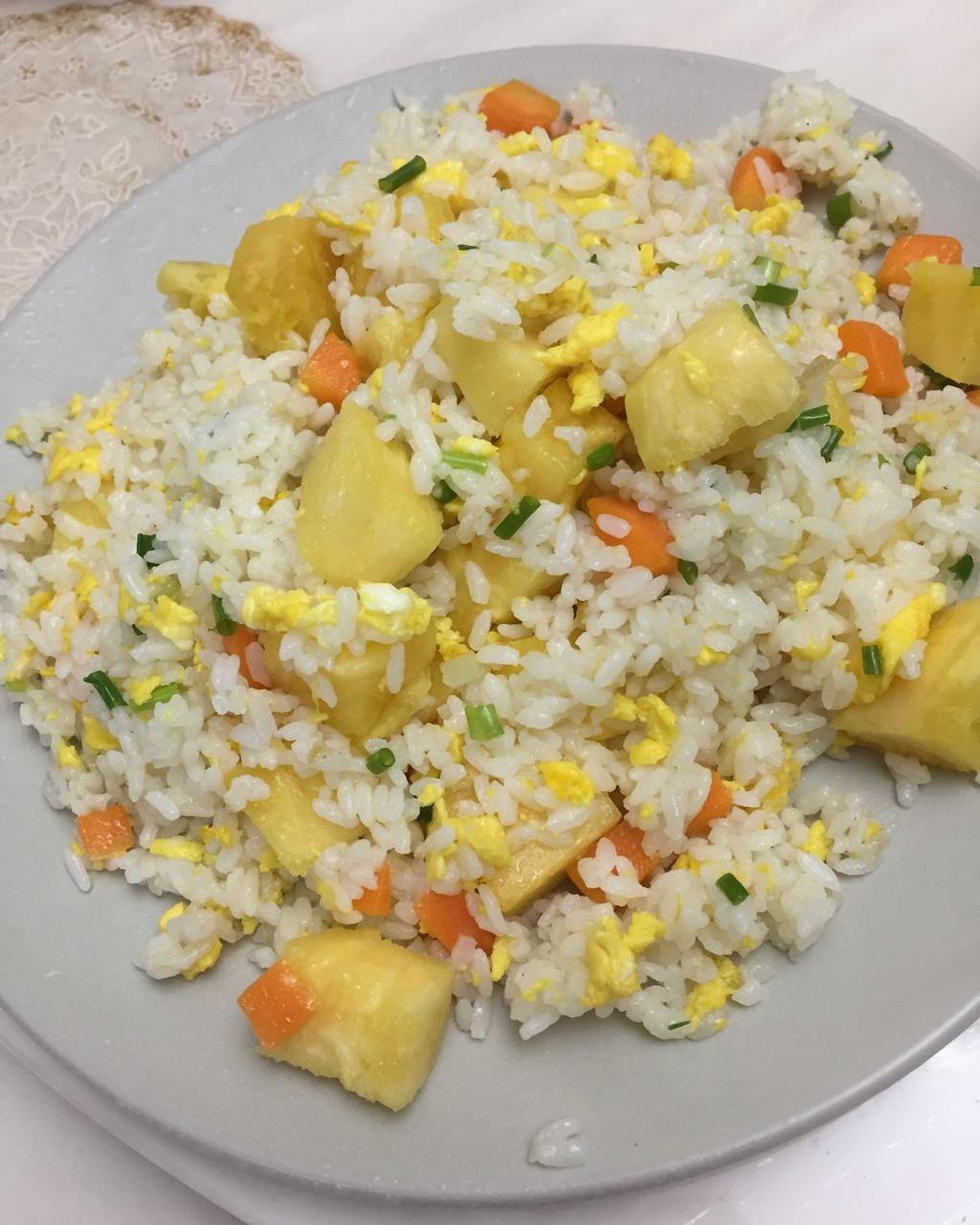 菠萝炒饭
