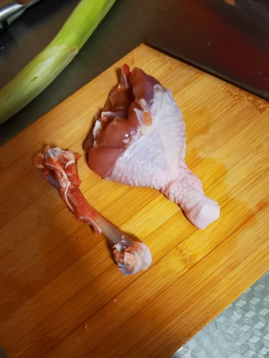 不用一滴油的空气炸锅烤鸡腿