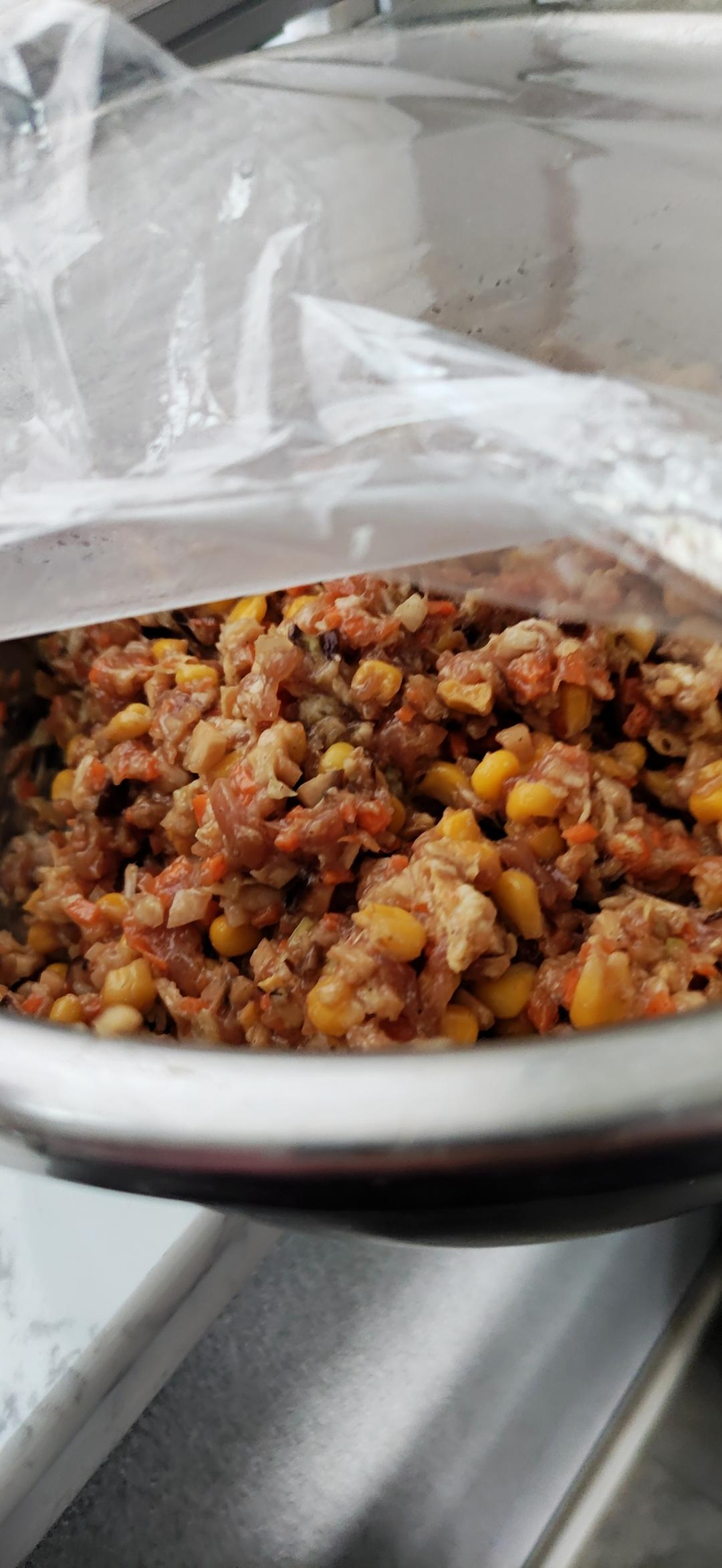 分享一个好吃的饺子馅（类似于湾仔码头的玉米鲜肉饺子馅）