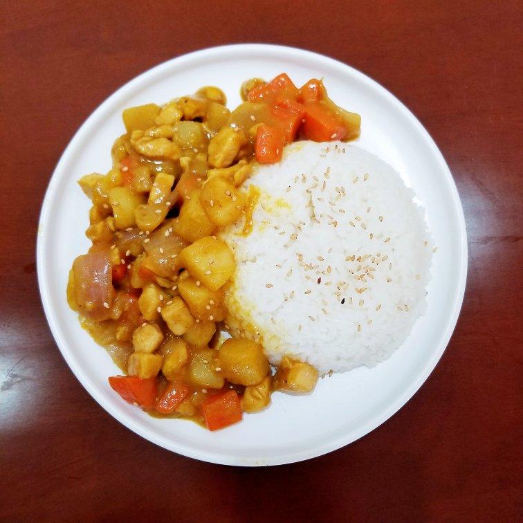 咖喱鸡肉饭