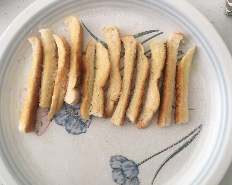 微波炉黄油面包干的做法