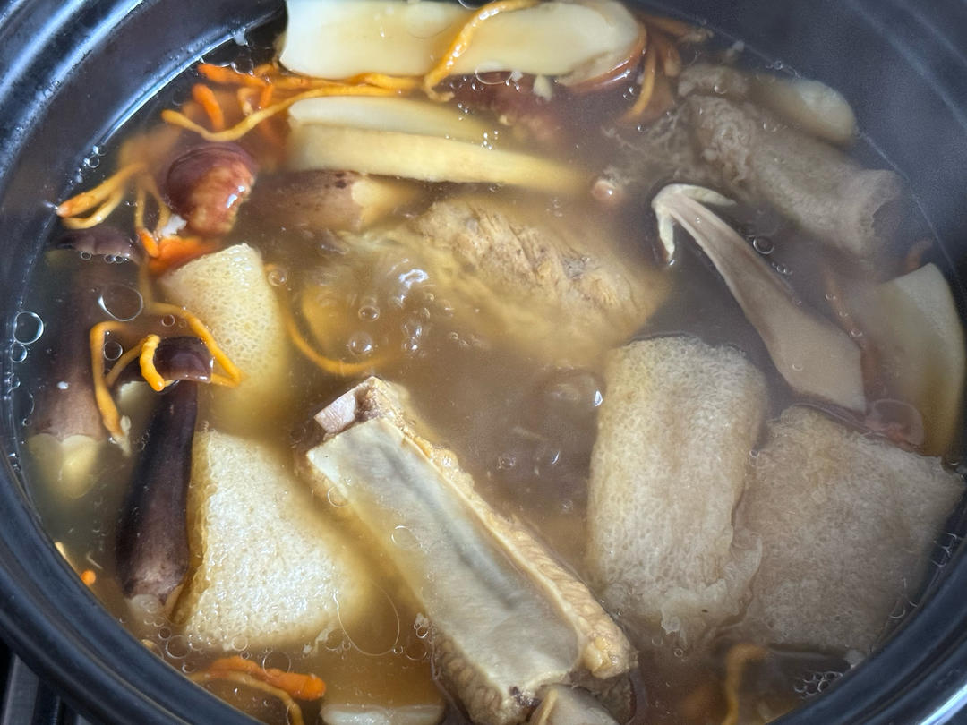 菌菇排骨汤