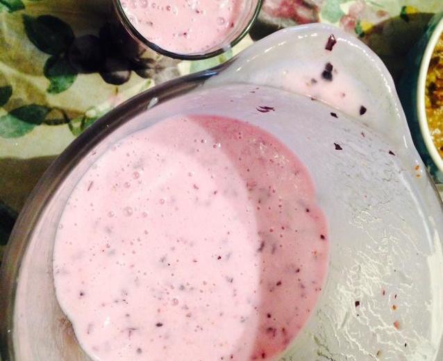 蜂蜜柚子蓝莓酸奶昔的做法