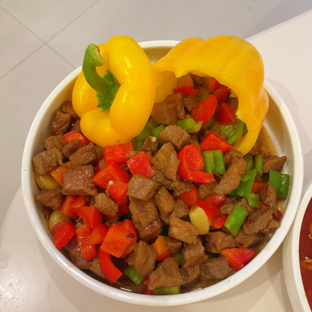 彩椒牛肉粒