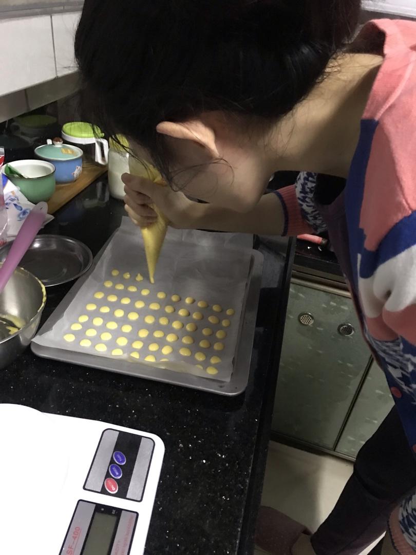 宝宝辅食系列～蛋黄溶豆