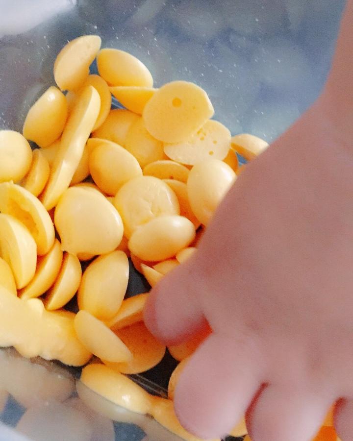 宝宝辅食系列～蛋黄溶豆