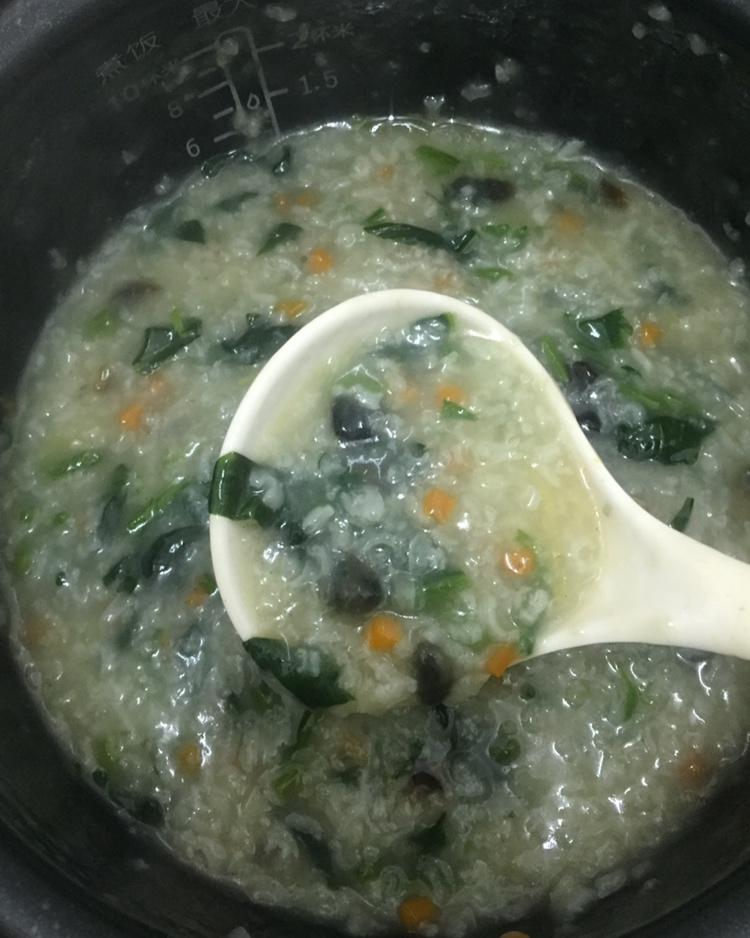 皮蛋蔬菜粥