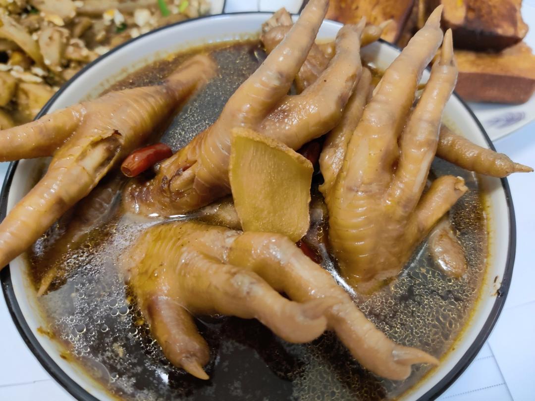 “销魂”卤鸡爪