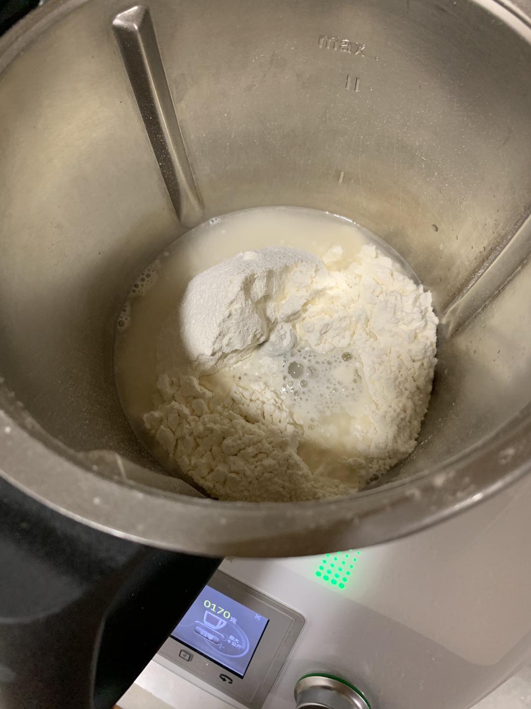 纯奶手撕吐司的做法 步骤1