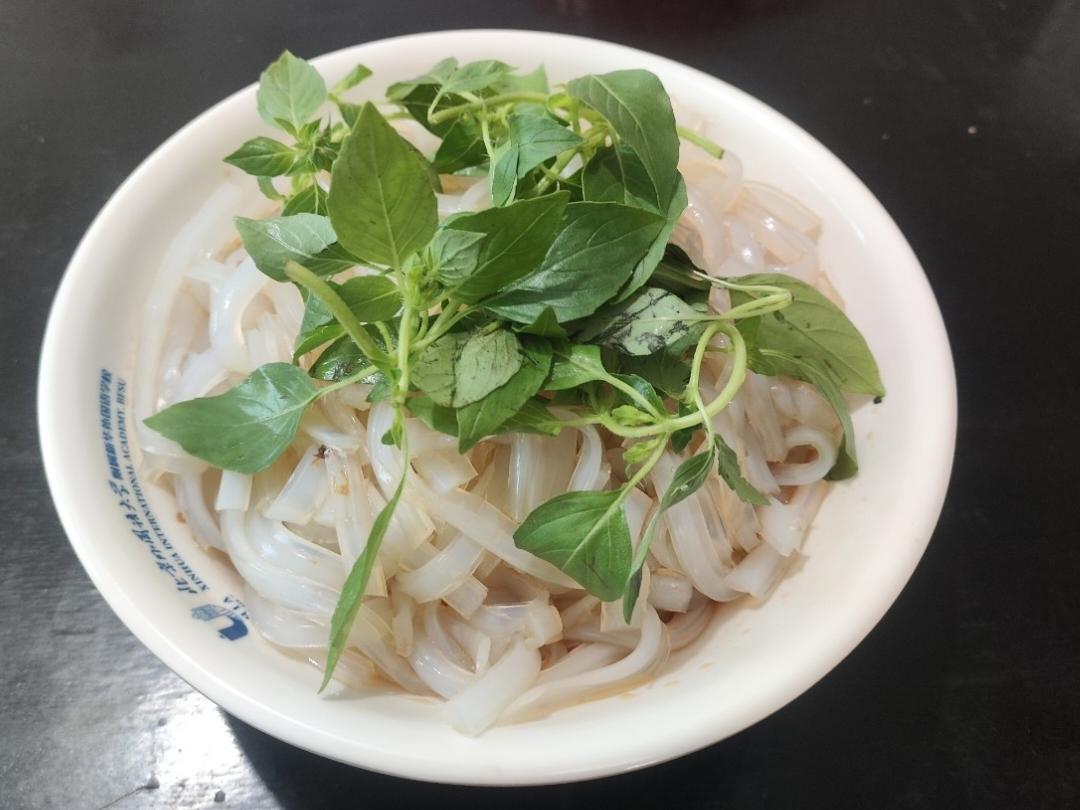 拌凉粉——比卖的好吃