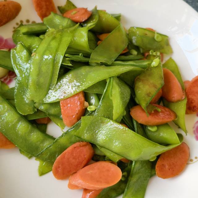 荷兰豆炒火腿肠|我偷偷想你的时候，你才是我的