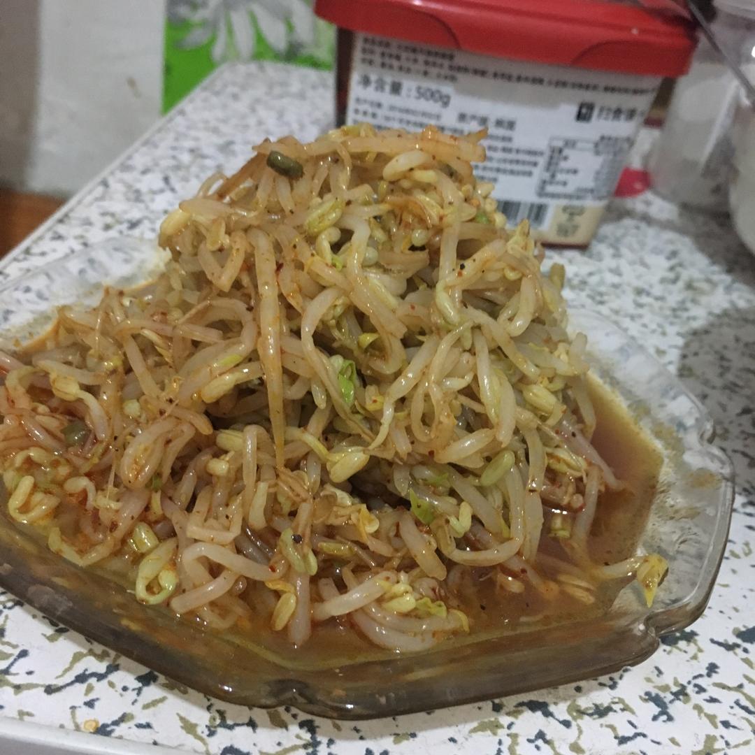 凉拌豆芽