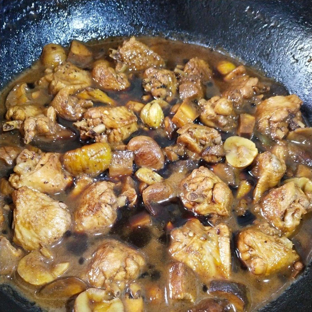 花菇栗子焖鸡翅