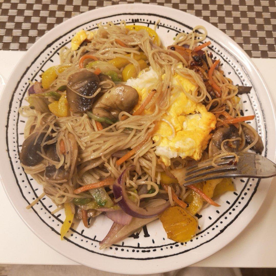 蔬菜炒面