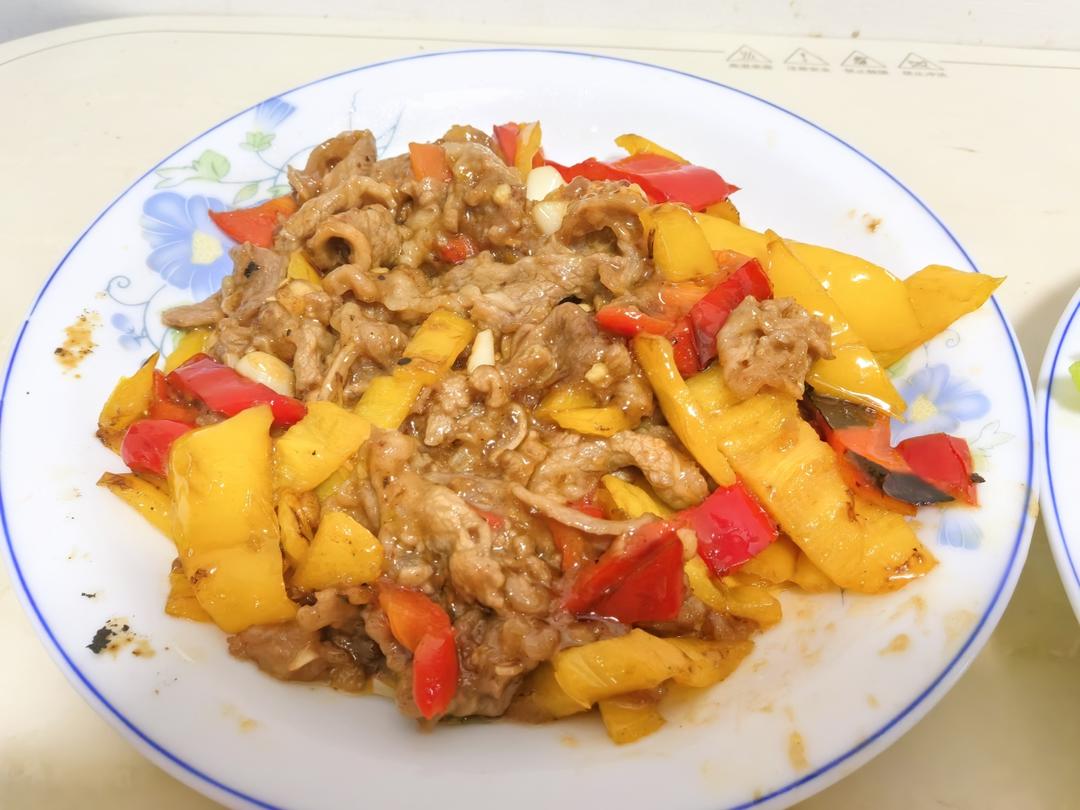 青椒肉丝，这样炒太好吃了。
