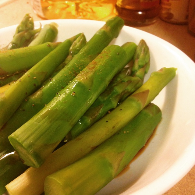 白灼芦笋