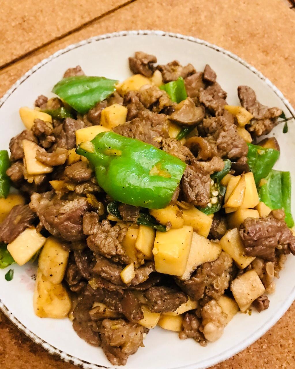 黑椒配牛肉这么好吃，当然是天生一对！——黑椒牛肉粒