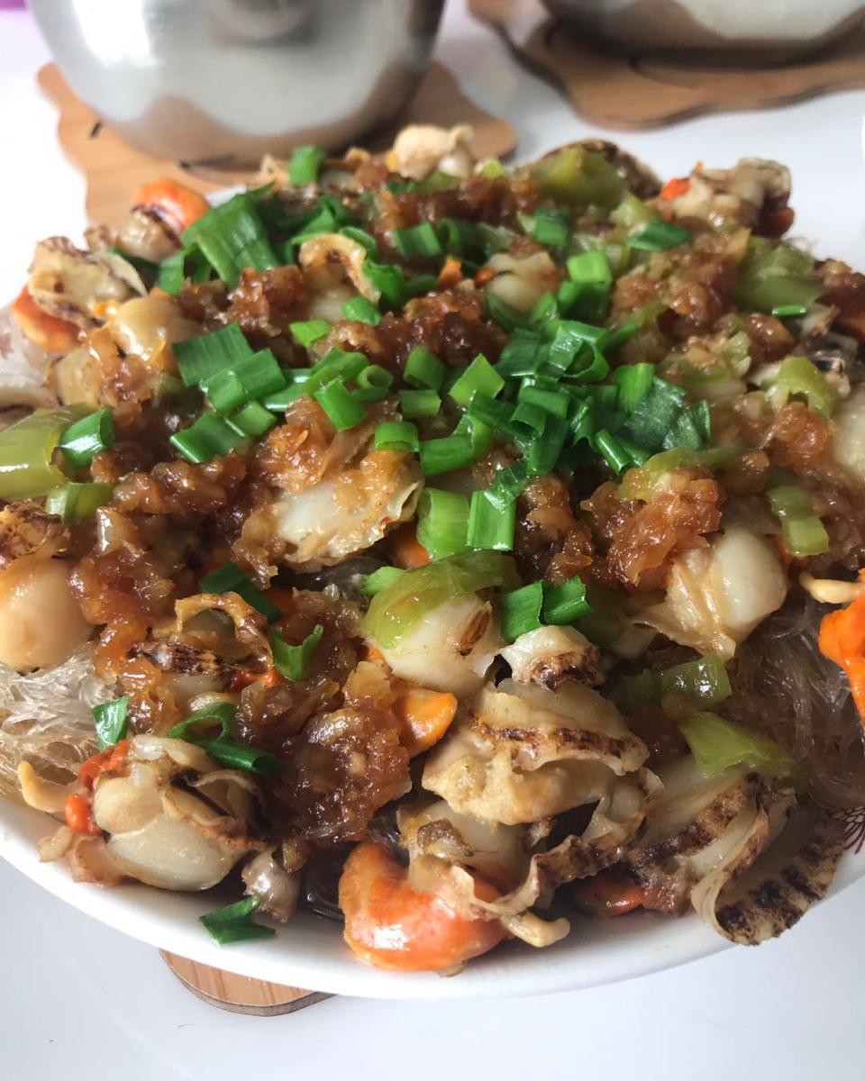 蒜蓉扇贝肉蒸粉丝
