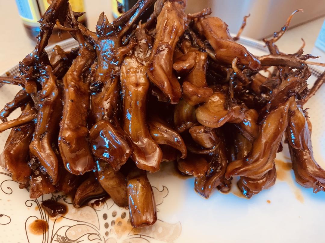 超级好吃麻辣酱鸭舌