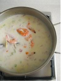 海鲜巧达浓汤的做法 步骤9