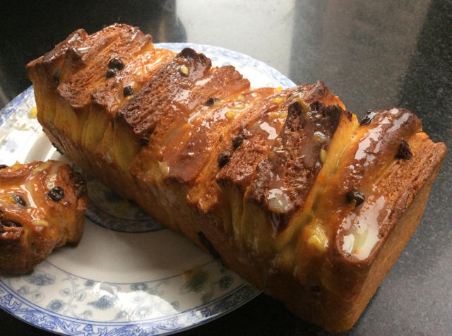 柔软香甜的鲜橙巧克力手撕面包