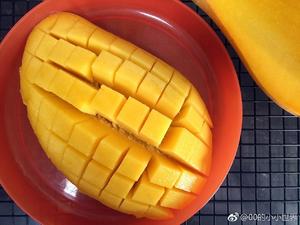 芒果千叶纹蛋糕卷的做法 步骤1