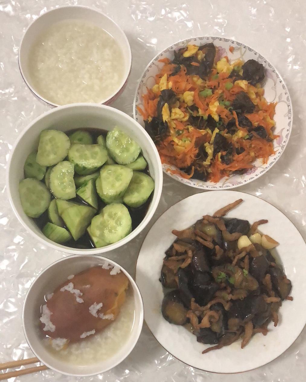 董太的私房菜--肉炒茄子
