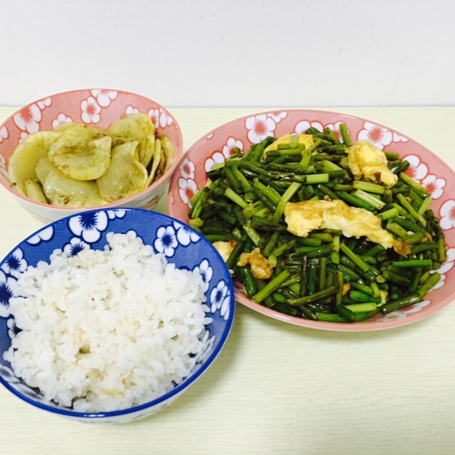 蒜薹炒蛋